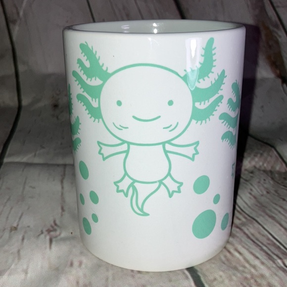 Axolotl Mug - Picture 6 of 6